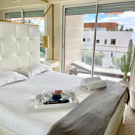 Les Jardins De Monaco Vue Mer Et Piscine Apartment Saint-Antoine  Exterior foto